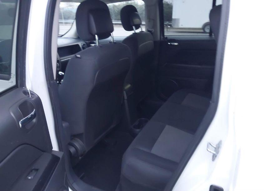 Photo 8 of 2011 Jeep Patriot (VIN 1J4NT1GA7BD142949)