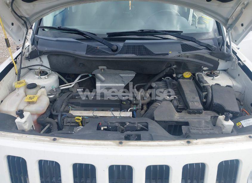 Photo 10 of 2010 Jeep Patriot SPORT (VIN 1J4NT1GA8AD621184)