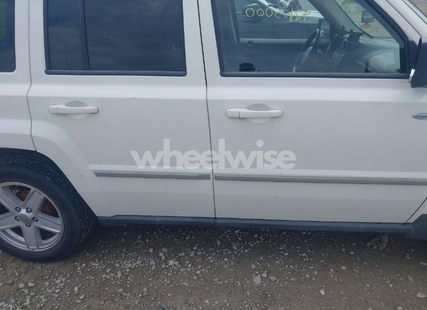 Photo 13 of 2010 Jeep Patriot SPORT (VIN 1J4NT1GA8AD621184)