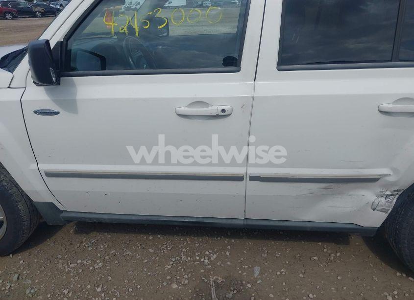 Photo 14 of 2010 Jeep Patriot SPORT (VIN 1J4NT1GA8AD621184)