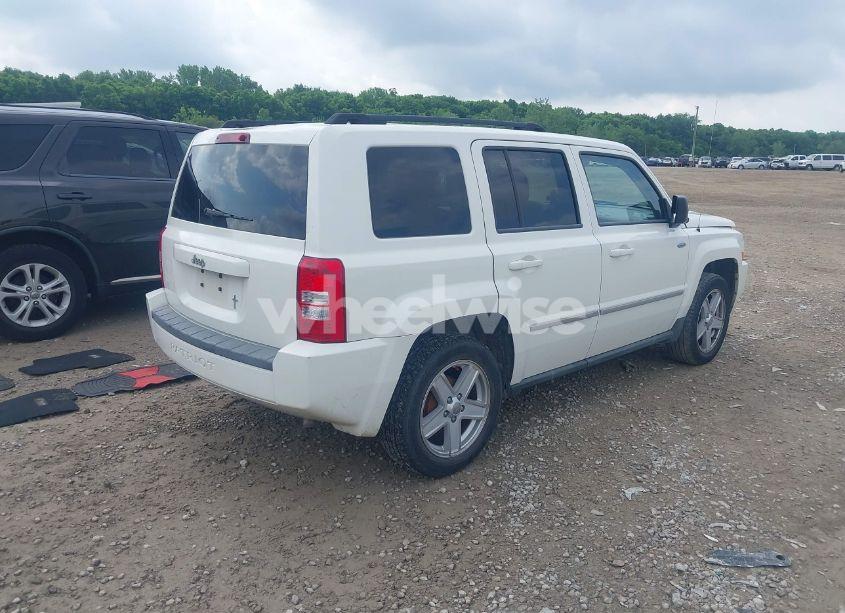 Photo 4 of 2010 Jeep Patriot SPORT (VIN 1J4NT1GA8AD621184)