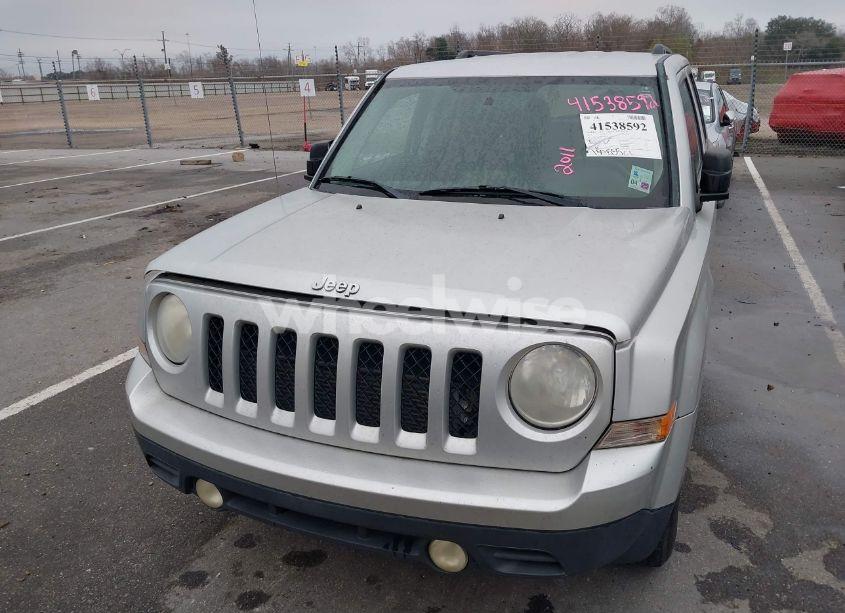 Photo 6 of 2011 Jeep Patriot SPORT (VIN 1J4NT1GA8BD142636)