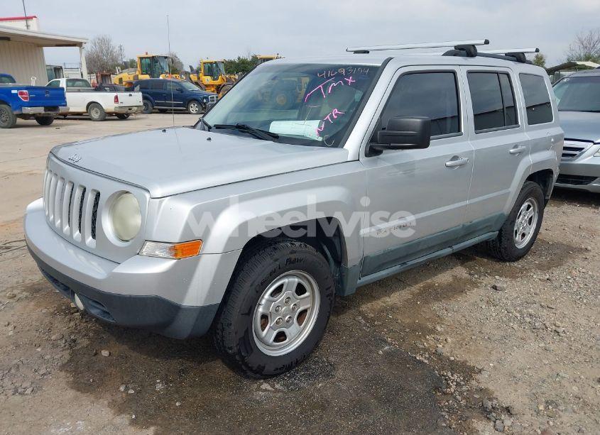 Photo 2 of 2011 Jeep Patriot SPORT (VIN 1J4NT1GA8BD194557)