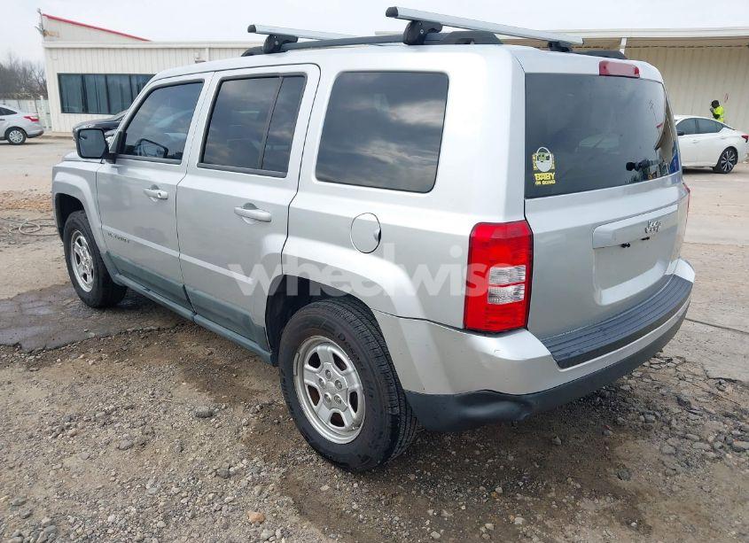 Photo 3 of 2011 Jeep Patriot SPORT (VIN 1J4NT1GA8BD194557)