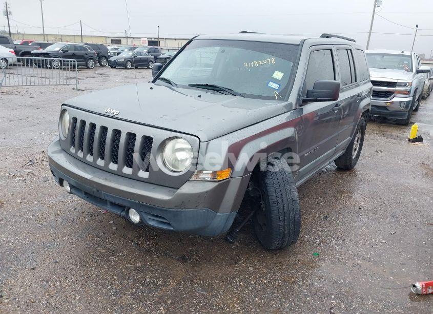Photo 2 of 2011 Jeep Patriot SPORT (VIN 1J4NT1GA8BD203449)