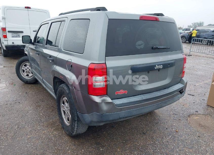 Photo 3 of 2011 Jeep Patriot SPORT (VIN 1J4NT1GA8BD203449)