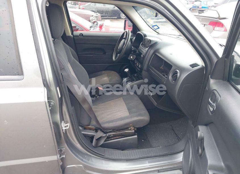 Photo 5 of 2011 Jeep Patriot SPORT (VIN 1J4NT1GA8BD203449)