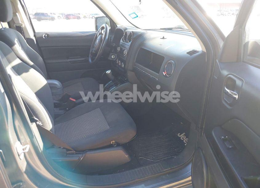 Photo 5 of 2011 Jeep Patriot SPORT (VIN 1J4NT1GA8BD288194)