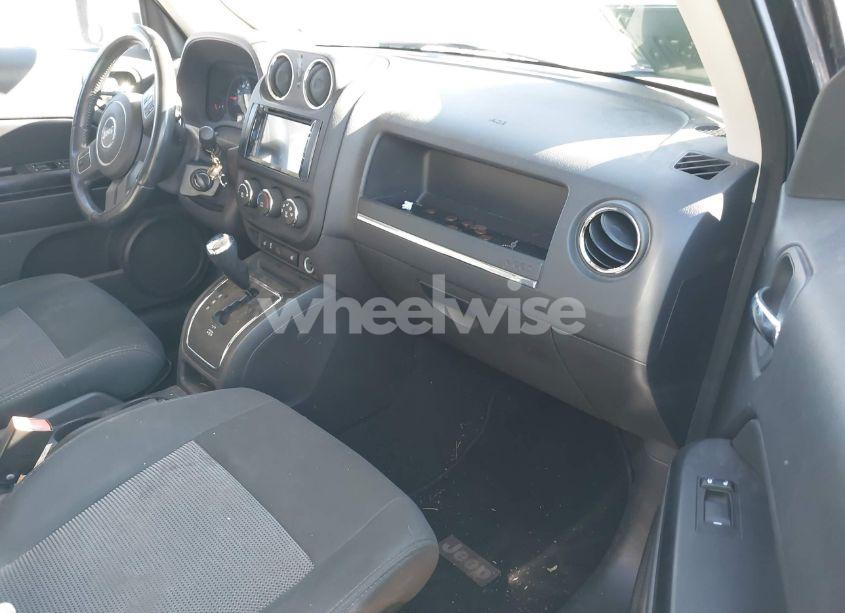 Photo 5 of 2011 Jeep Patriot SPORT (VIN 1J4NT1GA9BD124422)