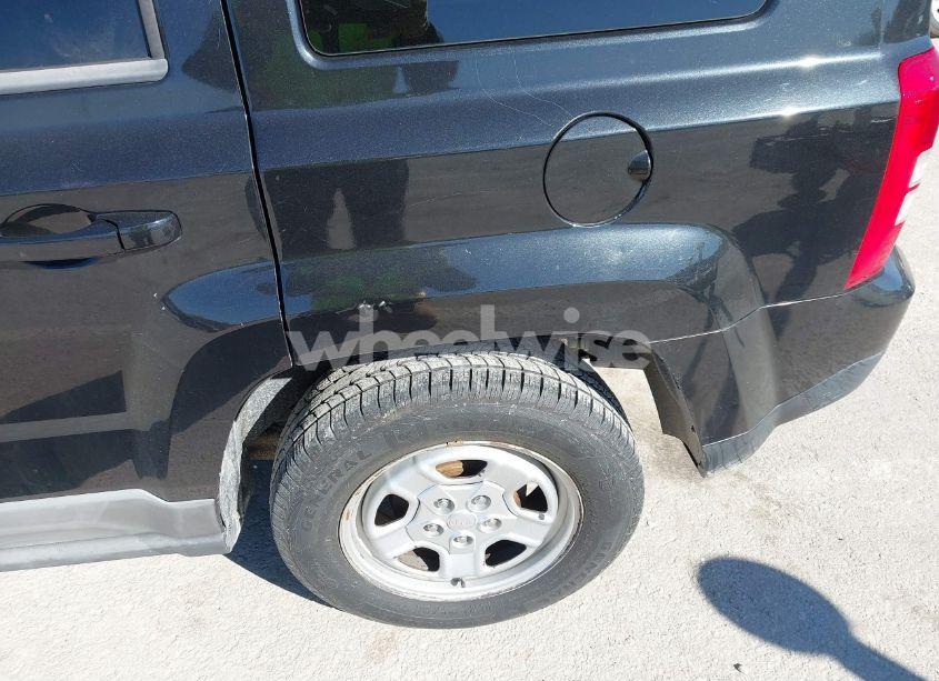 Photo 6 of 2011 Jeep Patriot SPORT (VIN 1J4NT1GA9BD129443)