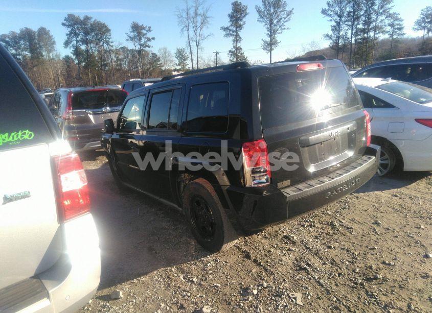 Photo 3 of 2010 Jeep Patriot SPORT (VIN 1J4NT1GAXAD624717)