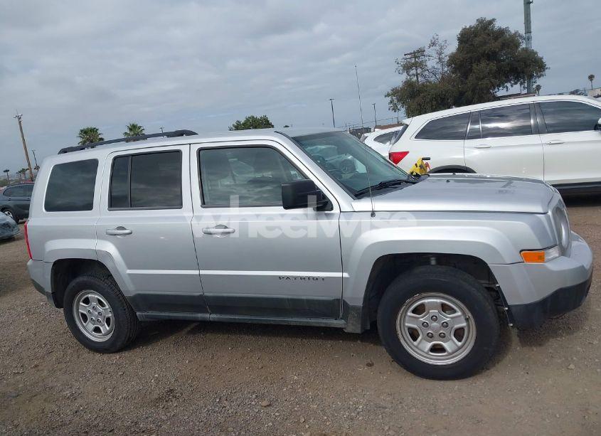 Photo 13 of 2011 Jeep Patriot SPORT (VIN 1J4NT1GAXBD284096)