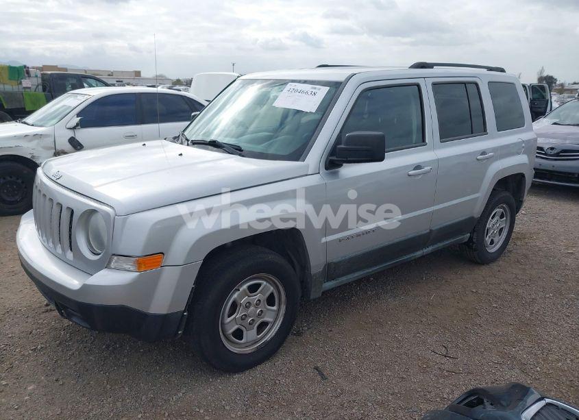 Photo 2 of 2011 Jeep Patriot SPORT (VIN 1J4NT1GAXBD284096)