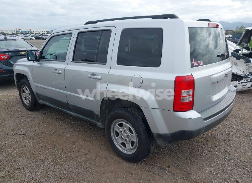 Photo 3 of 2011 Jeep Patriot SPORT (VIN 1J4NT1GAXBD284096)