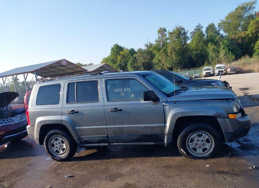 Photo 13 of 2011 Jeep Patriot SPORT (VIN 1J4NT1GAXBD285779)