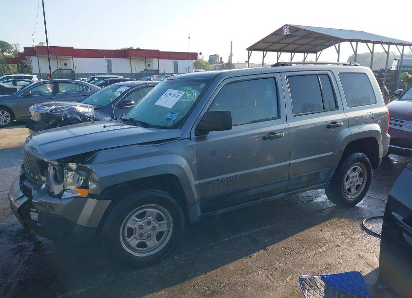 Photo 14 of 2011 Jeep Patriot SPORT (VIN 1J4NT1GAXBD285779)