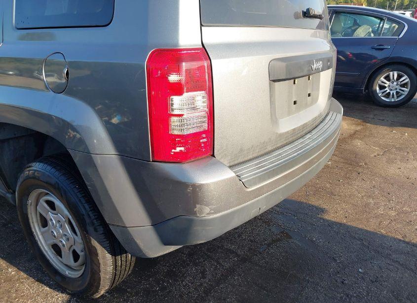 Photo 19 of 2011 Jeep Patriot SPORT (VIN 1J4NT1GAXBD285779)