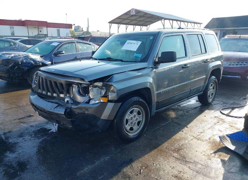 Photo 2 of 2011 Jeep Patriot SPORT (VIN 1J4NT1GAXBD285779)