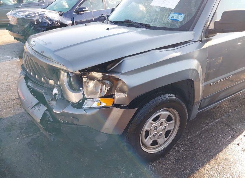 Photo 6 of 2011 Jeep Patriot SPORT (VIN 1J4NT1GAXBD285779)