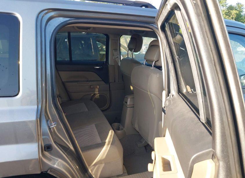 Photo 8 of 2011 Jeep Patriot SPORT (VIN 1J4NT1GAXBD285779)