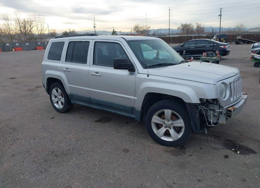 2011 Jeep Patriot SPORT (VIN 1J4NT1GB1BD264327) main photo