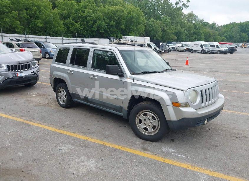 2011 Jeep Patriot SPORT (VIN 1J4NT1GB2BD173809) main photo