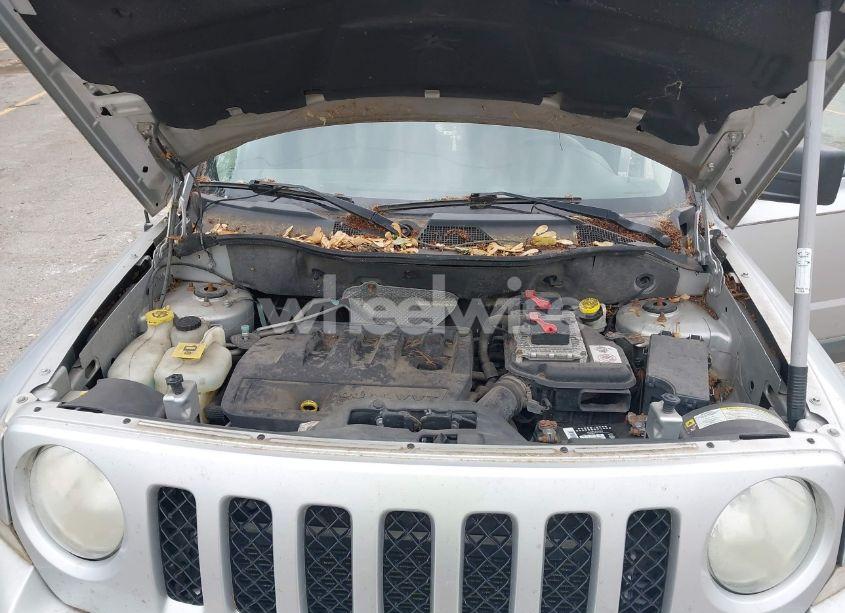 Photo 10 of 2011 Jeep Patriot SPORT (VIN 1J4NT1GB2BD173809)