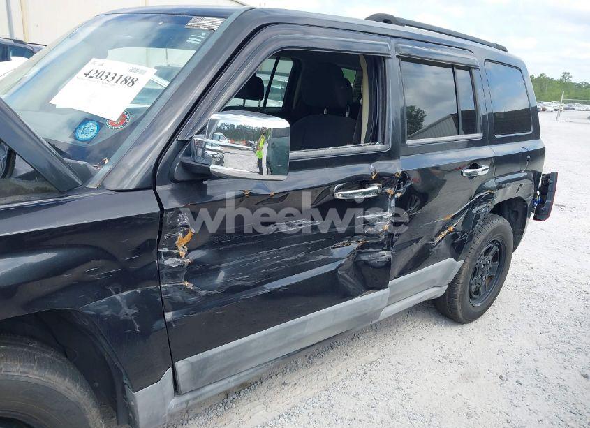 Photo 6 of 2011 Jeep Patriot SPORT (VIN 1J4NT1GB5BD142389)