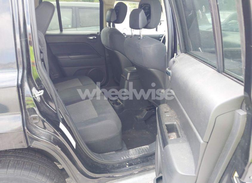 Photo 8 of 2011 Jeep Patriot SPORT (VIN 1J4NT1GB5BD142389)