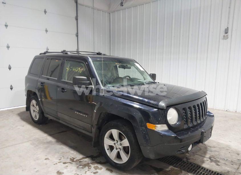 2011 Jeep Patriot SPORT (VIN 1J4NT1GB6BD142692) main photo