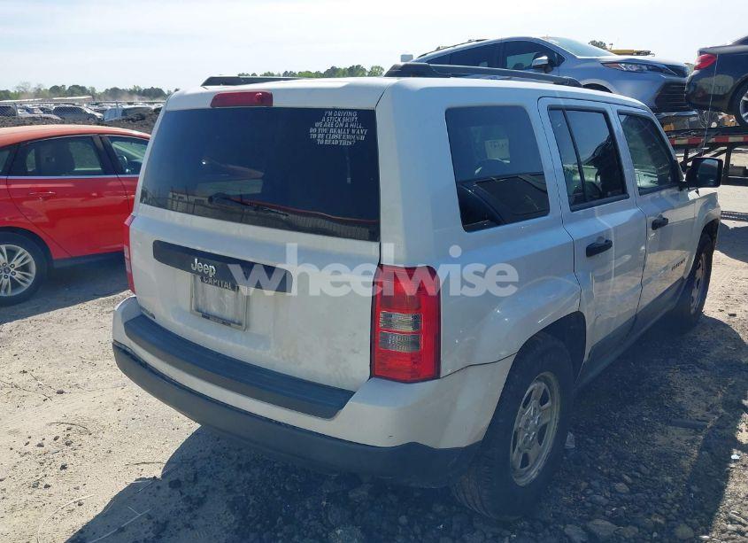 Photo 4 of 2011 Jeep Patriot SPORT (VIN 1J4NT1GB6BD175160)