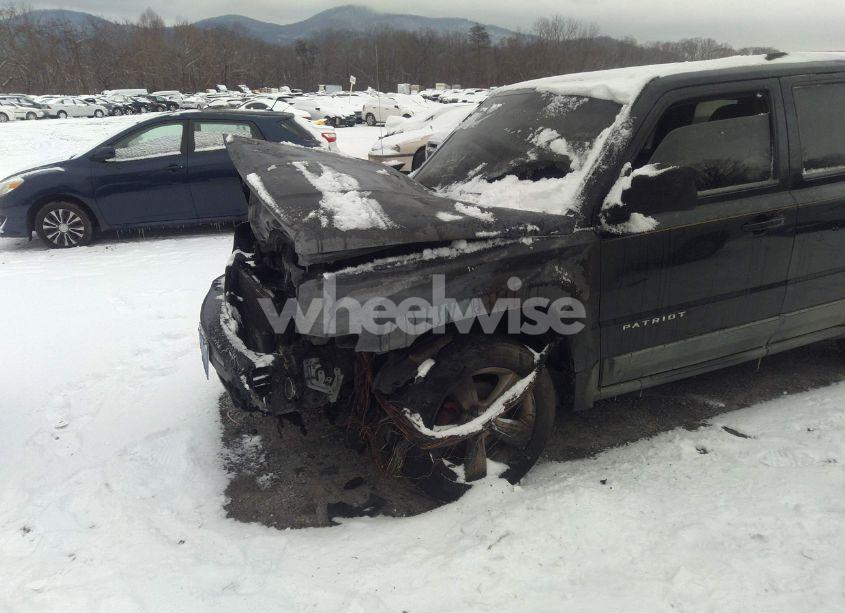 Photo 6 of 2011 Jeep Patriot SPORT (VIN 1J4NT1GB6BD213597)