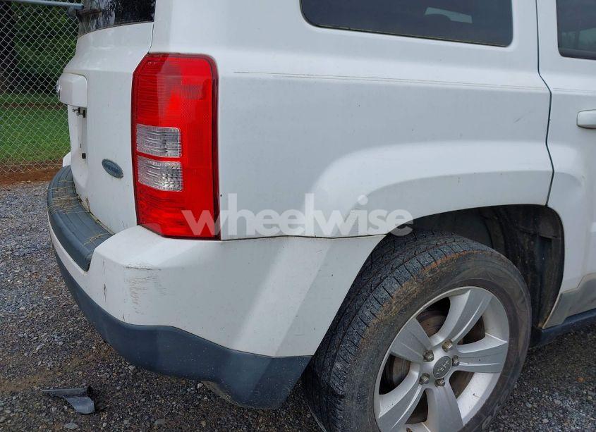 Photo 12 of 2011 Jeep Patriot SPORT (VIN 1J4NT1GB7BD126565)