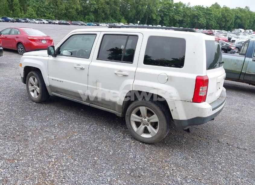 Photo 3 of 2011 Jeep Patriot SPORT (VIN 1J4NT1GB7BD126565)