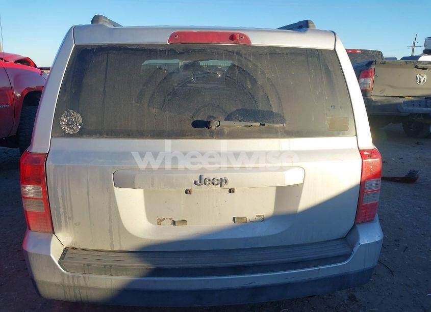 Photo 17 of 2011 Jeep Patriot SPORT (VIN 1J4NT1GB7BD133273)