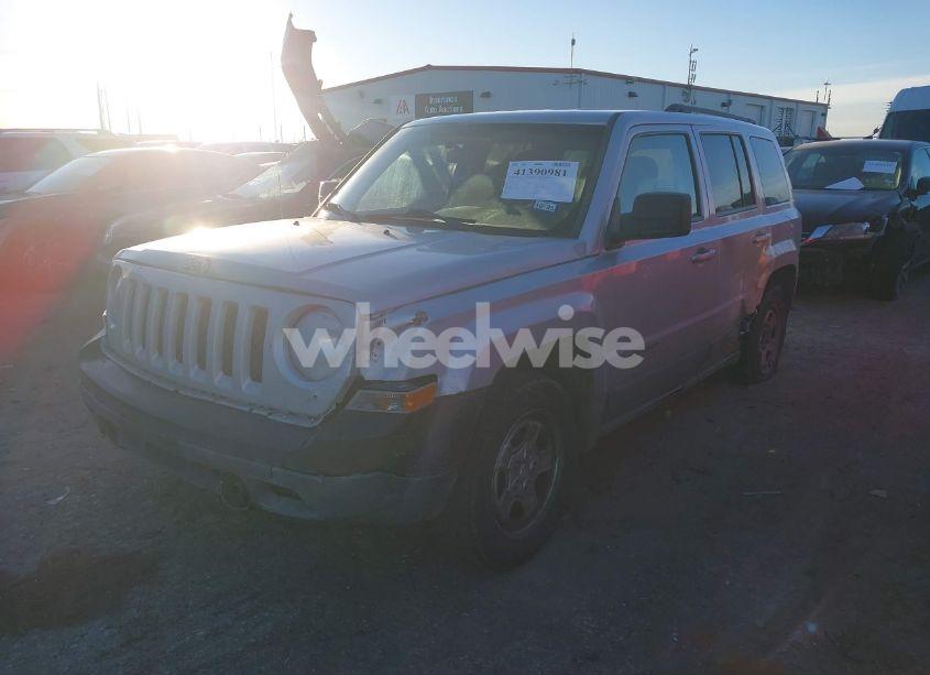 Photo 2 of 2011 Jeep Patriot SPORT (VIN 1J4NT1GB7BD133273)
