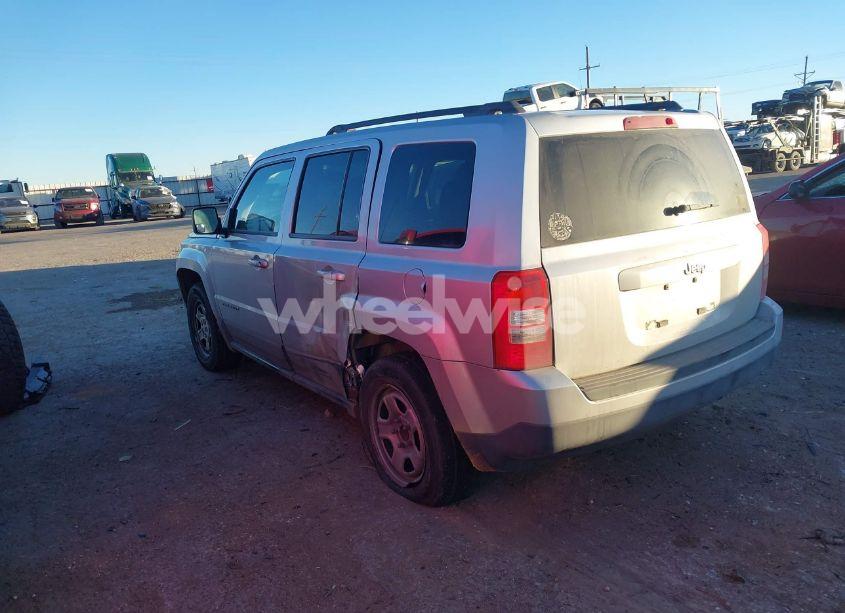 Photo 3 of 2011 Jeep Patriot SPORT (VIN 1J4NT1GB7BD133273)