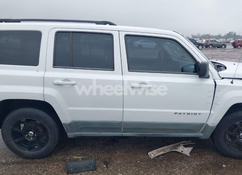 Photo 13 of 2011 Jeep Patriot SPORT (VIN 1J4NT1GBXBD245100)