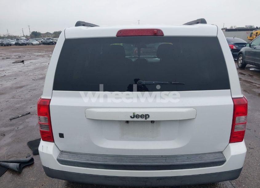 Photo 16 of 2011 Jeep Patriot SPORT (VIN 1J4NT1GBXBD245100)