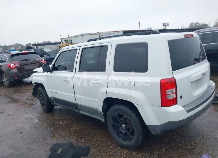 Photo 3 of 2011 Jeep Patriot SPORT (VIN 1J4NT1GBXBD245100)