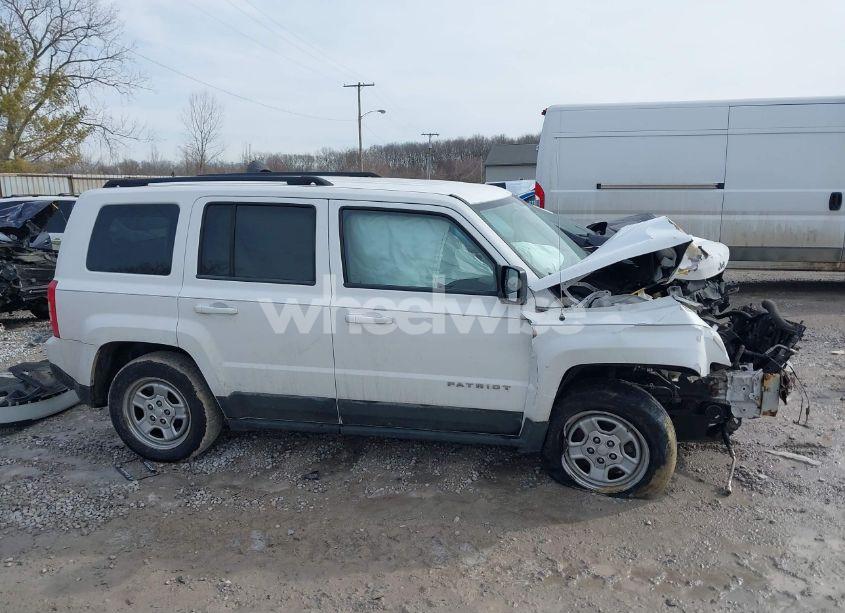 Photo 14 of 2011 Jeep Patriot SPORT (VIN 1J4NT1GBXBD289808)