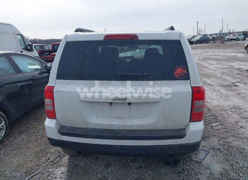 Photo 17 of 2011 Jeep Patriot SPORT (VIN 1J4NT1GBXBD289808)