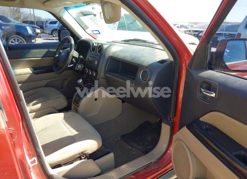 Photo 5 of 2010 Jeep Patriot SPORT (VIN 1J4NT2GA3AD518535)