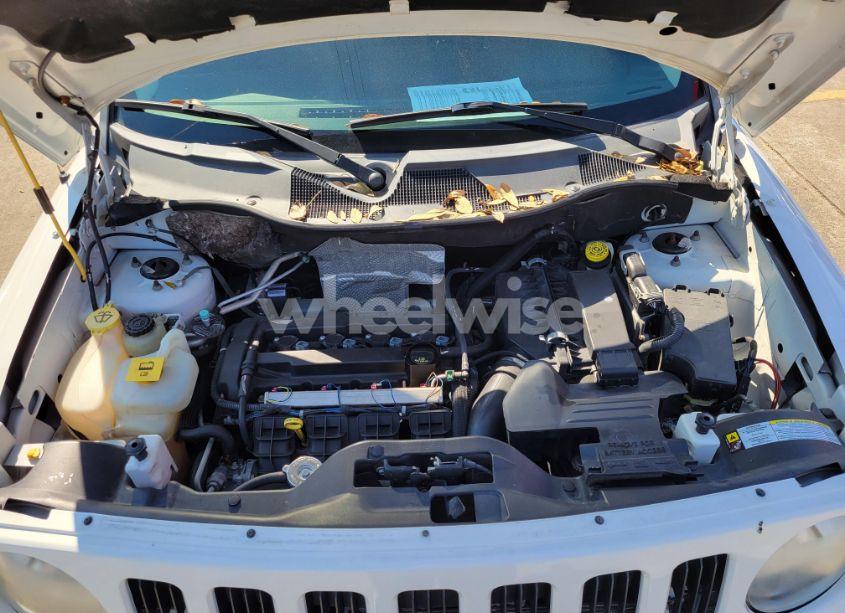 Photo 11 of 2010 Jeep Patriot SPORT (VIN 1J4NT2GA7AD502905)