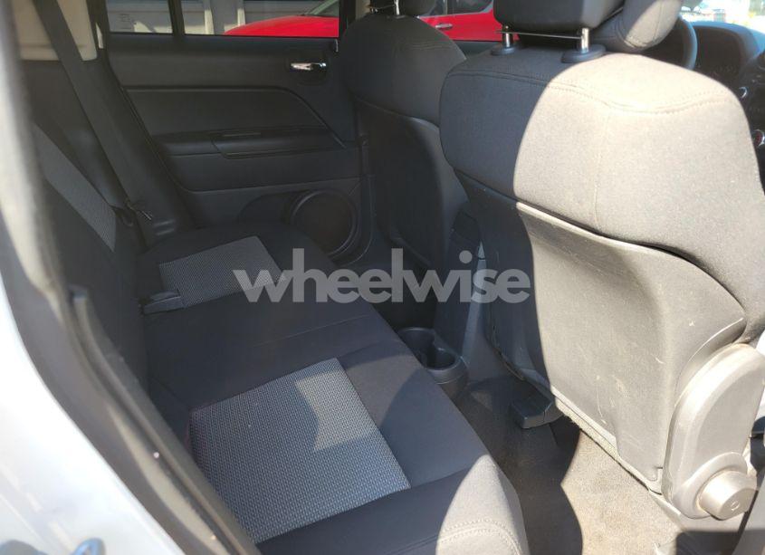 Photo 8 of 2010 Jeep Patriot SPORT (VIN 1J4NT2GA7AD502905)