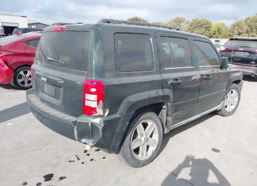 Photo 4 of 2010 Jeep Patriot SPORT (VIN 1J4NT2GB0AD555969)