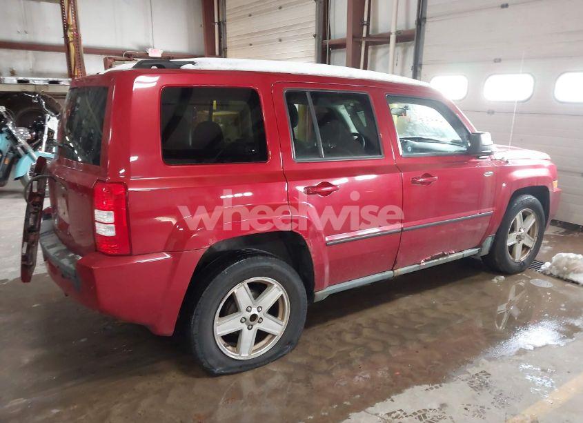 Photo 4 of 2010 Jeep Patriot SPORT/NORTH (VIN 1J4NT2GB0AD600036)