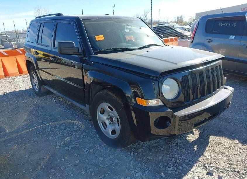 2010 Jeep Patriot SPORT (VIN 1J4NT2GB1AD659578) main photo
