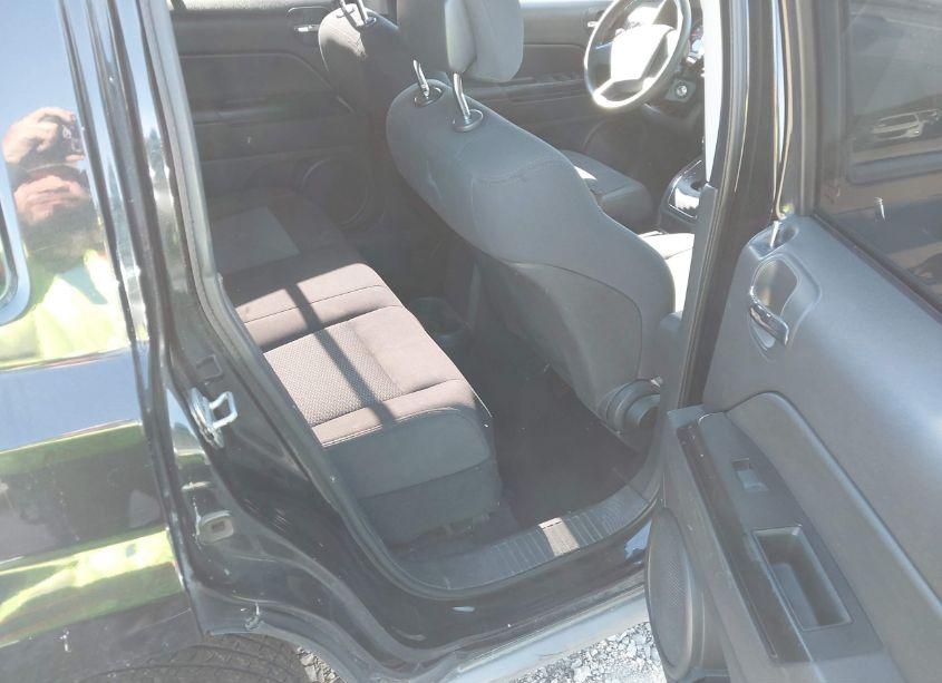 Photo 8 of 2010 Jeep Patriot SPORT (VIN 1J4NT2GB1AD659578)