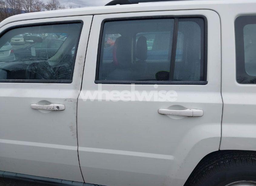 Photo 17 of 2010 Jeep Patriot SPORT (VIN 1J4NT2GB2AD529180)